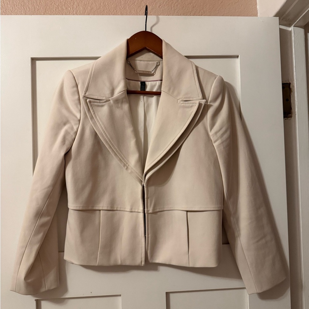 White House Black Market Cream Blazer Tailored Cropped